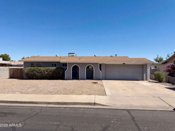 1430 E FLOSSMOOR Avenue, Mesa, AZ 85204