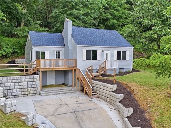 190 Pine Creek Road, Wexford, PA 15090