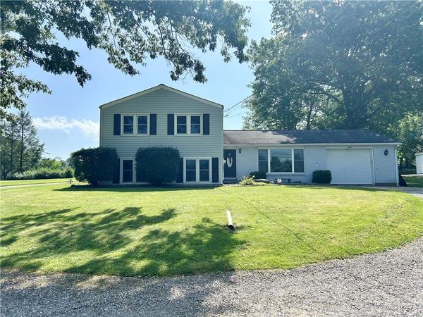 302 Freeport Street, Saxonburg, PA 16056