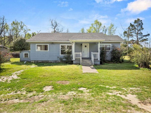 4223 Main St, Anacoco, LA 71403