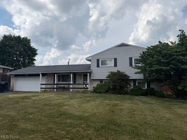 1215 33rd Street NE, Canton, OH 44714