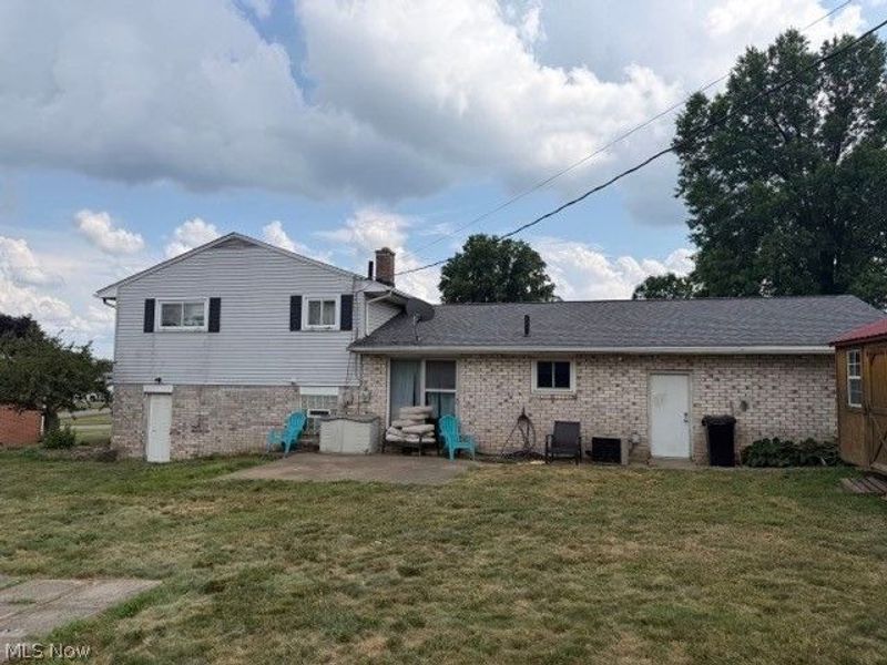 1215 33rd Street NE, Canton, OH 44714 Photo 2