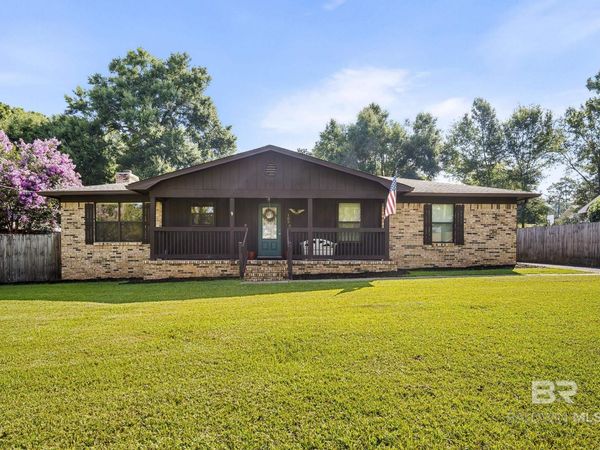 105 Brentwood Drive, Daphne, AL 36526