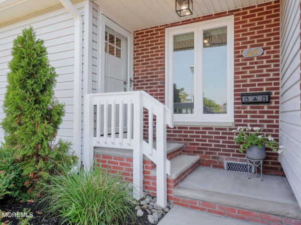 25 Meadow Avenue, Unit 26, Monmouth Beach, NJ 07750