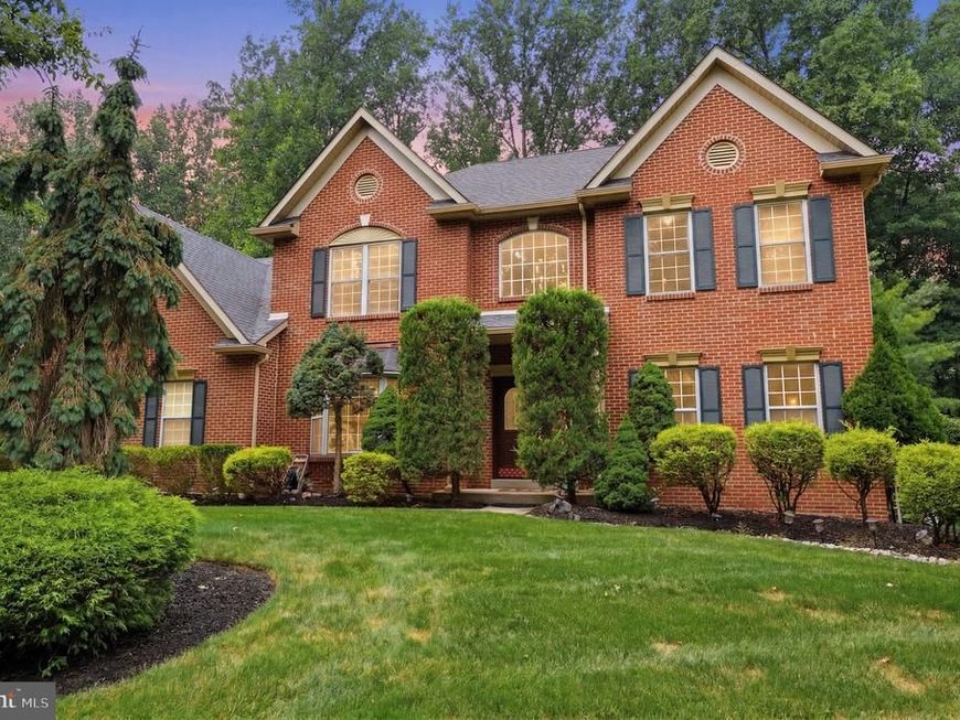 4064 Charter Club Drive, Doylestown, PA 18902 Main Photo