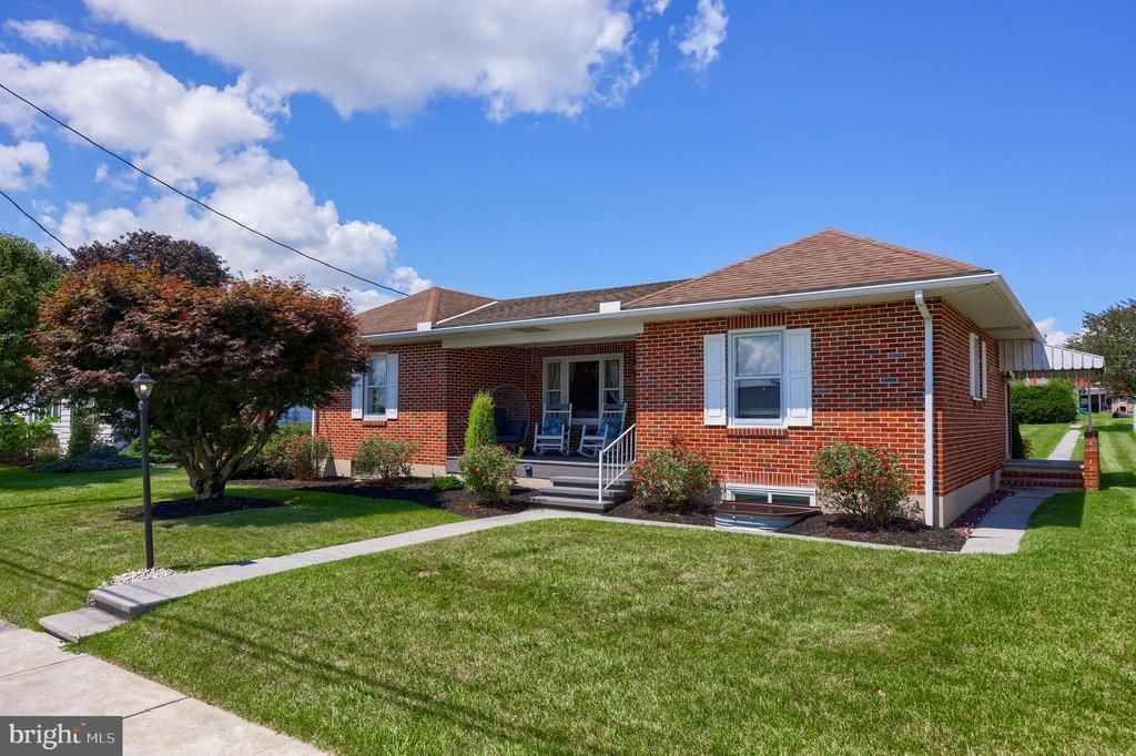 345 W CARPENTER AVENUE , MYERSTOWN, PA 17067