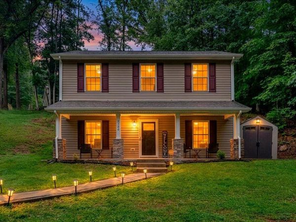 2126 Brookside LN SE, Roanoke, VA 24014