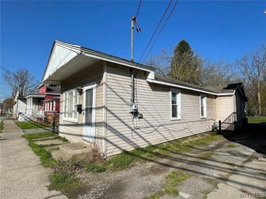 245 Clinton Street, Lockport, NY 14094