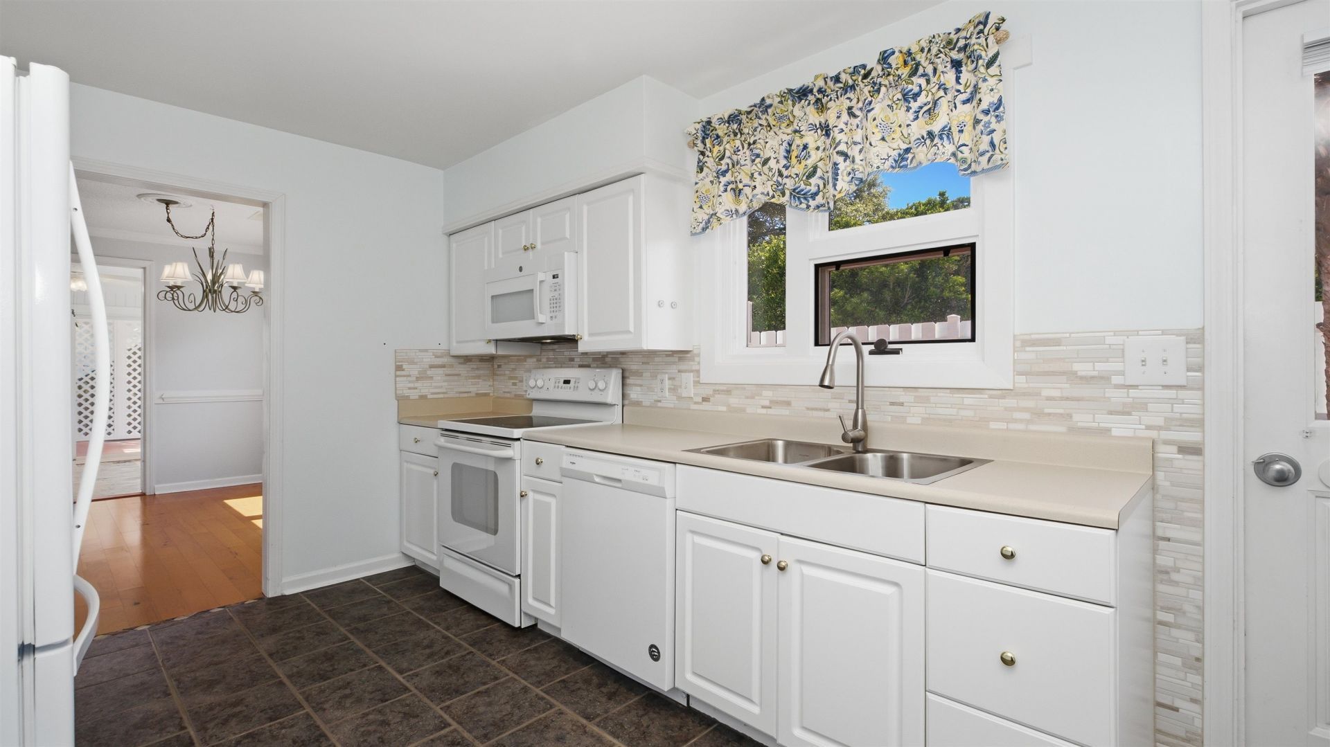 620 Hibiscus Ave. Photo 23