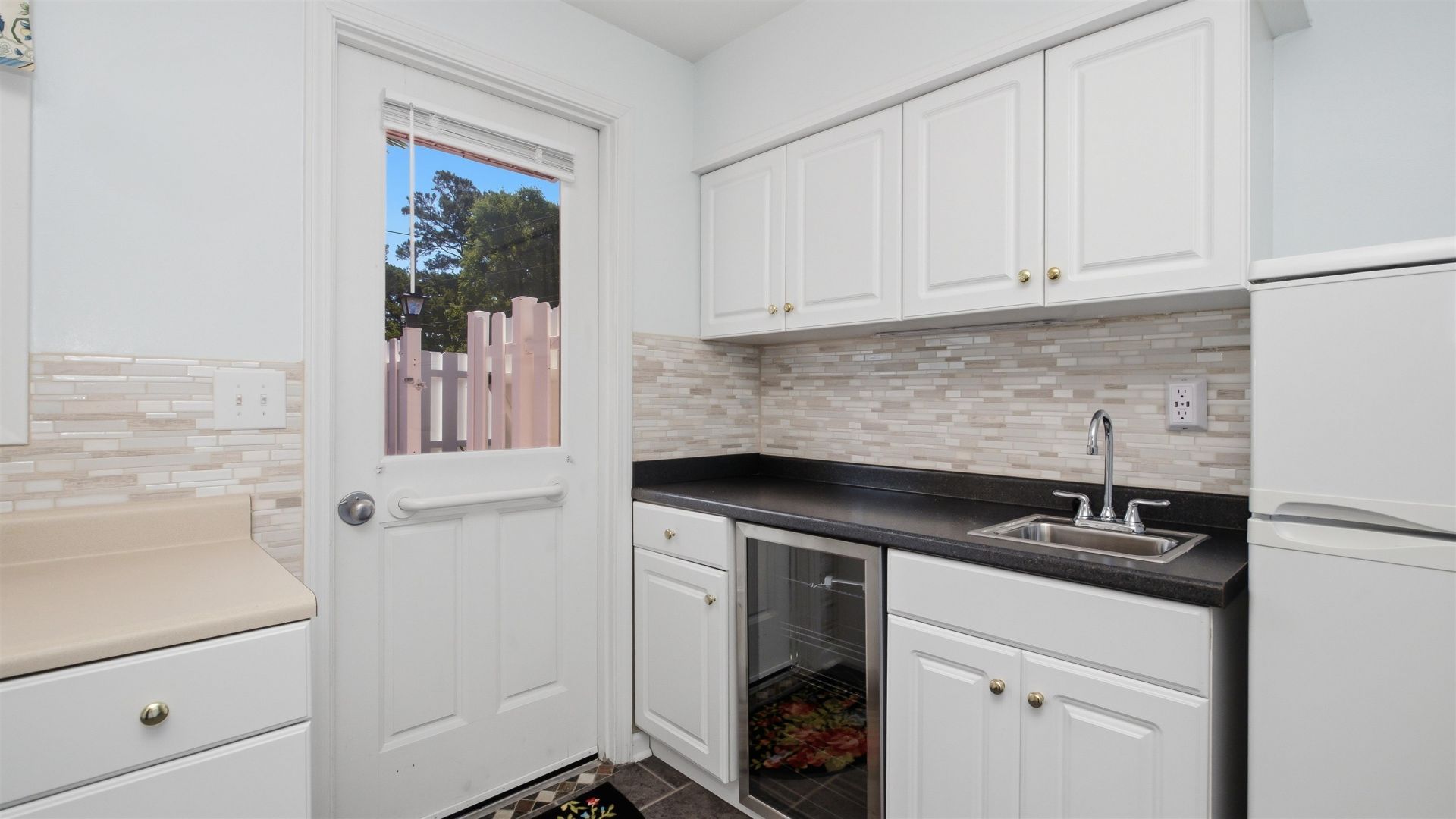 620 Hibiscus Ave. Photo 24