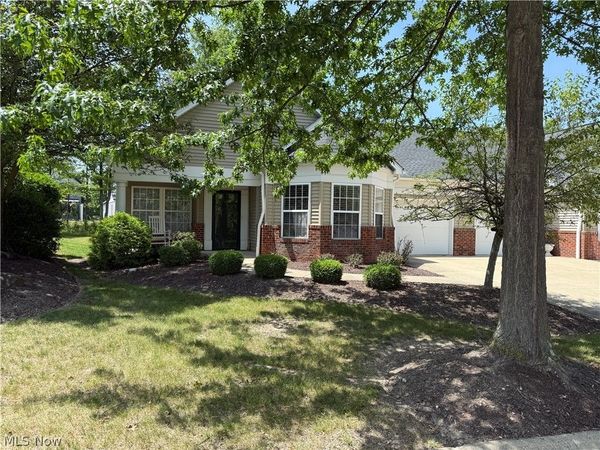 8632 Alexandra Drive , Unit 9A, North Royalton, OH 44133