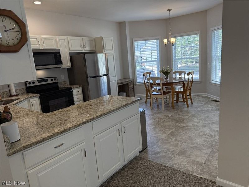 8632 Alexandra Drive, Unit 9A, North Royalton, OH 44133 Photo 4