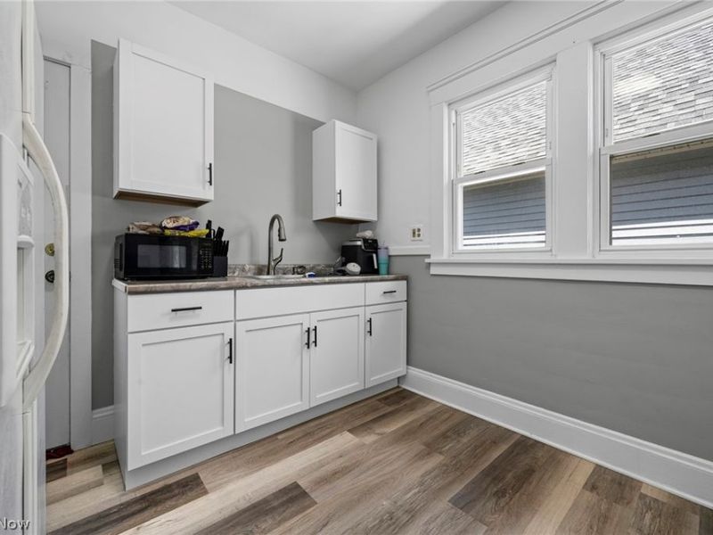 4608 Bucyrus Avenue, Cleveland, OH 44109 Photo 23