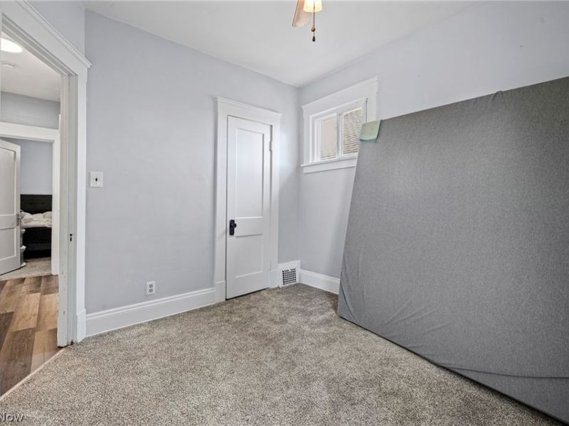 4608 Bucyrus Avenue, Cleveland, OH 44109 Photo 31