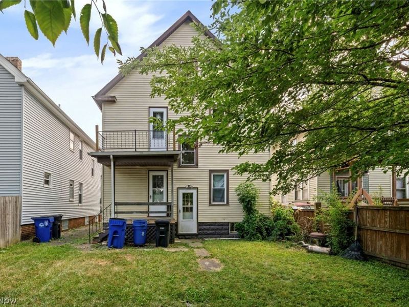 4608 Bucyrus Avenue, Cleveland, OH 44109 Photo 37