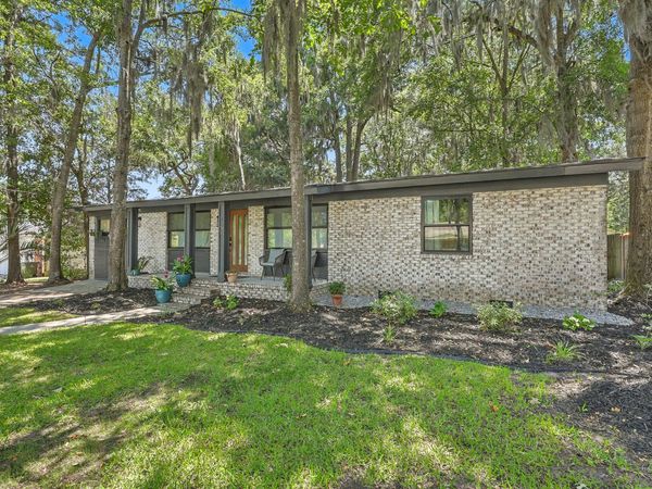 1203 Valley Drive, Hanahan, SC 29410