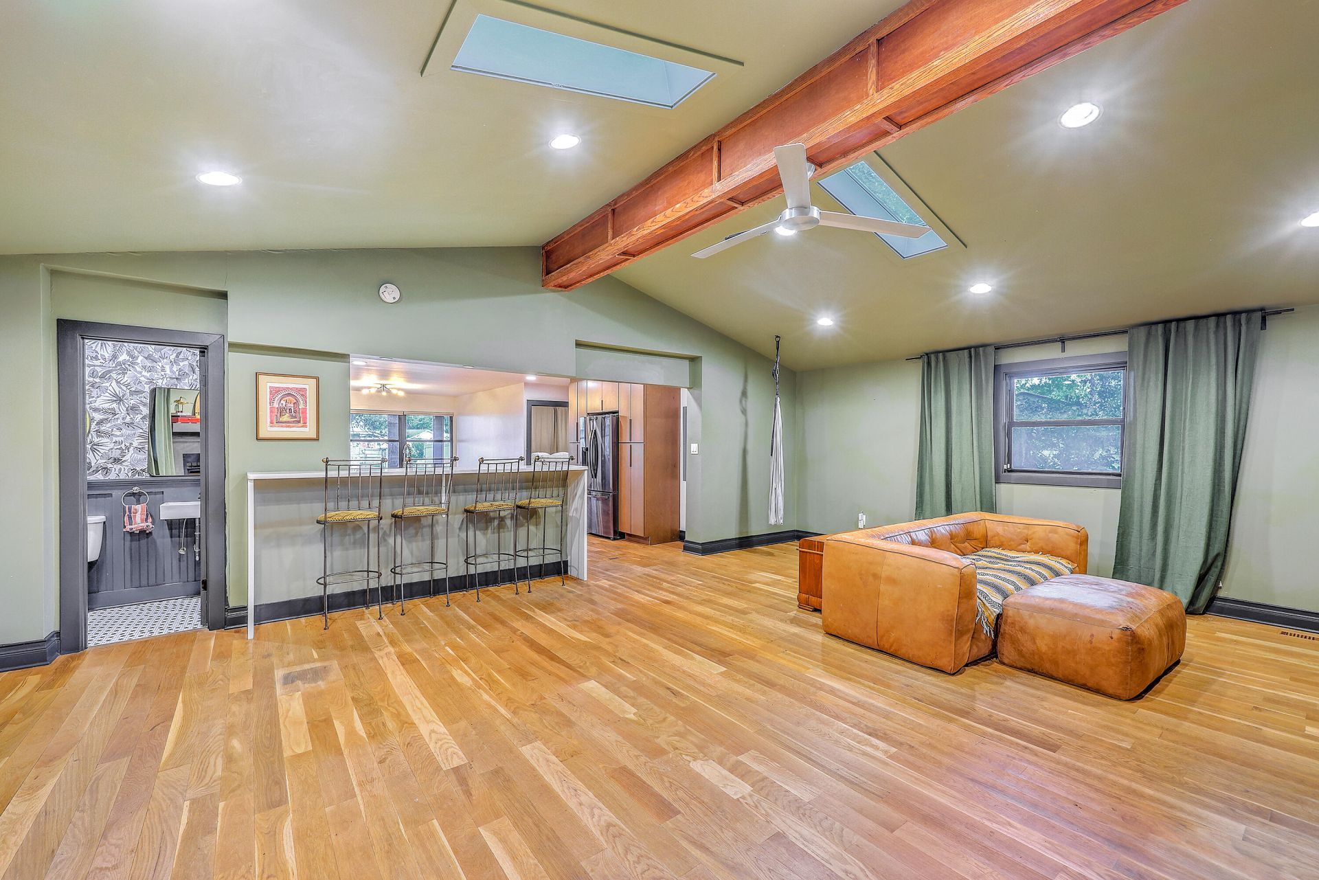 1203 Valley Drive Photo 16