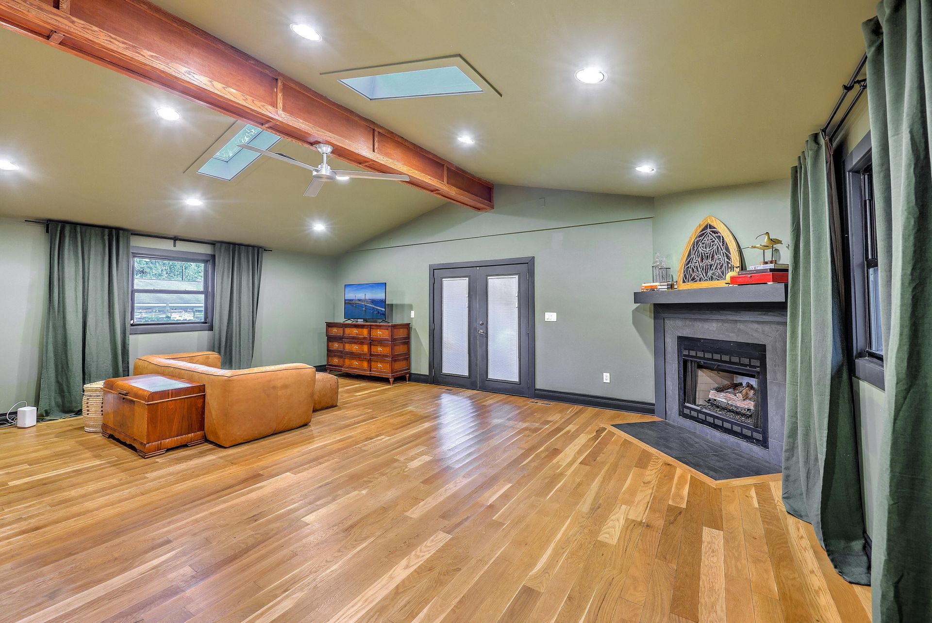1203 Valley Drive Photo 18