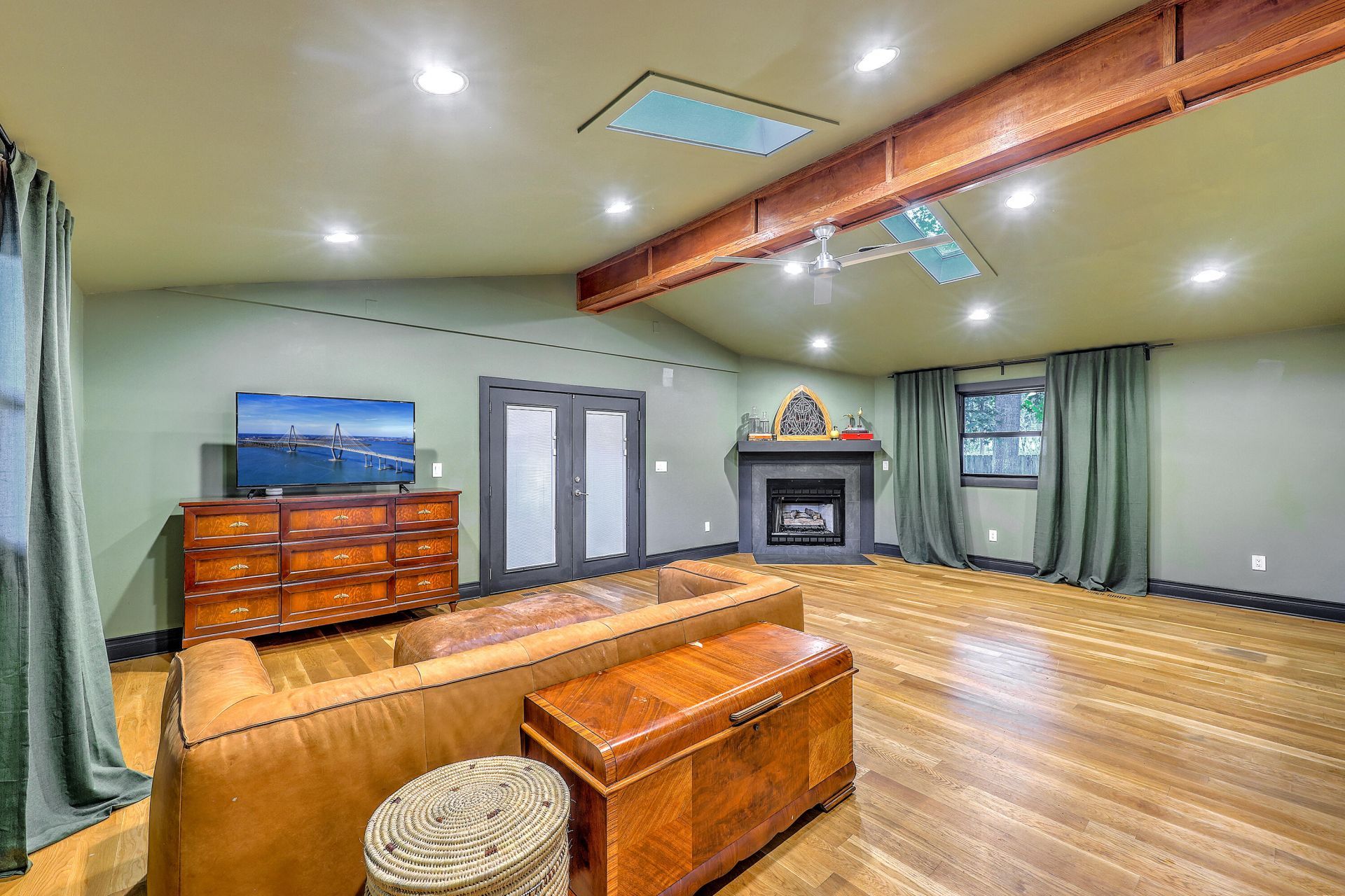 1203 Valley Drive Photo 20