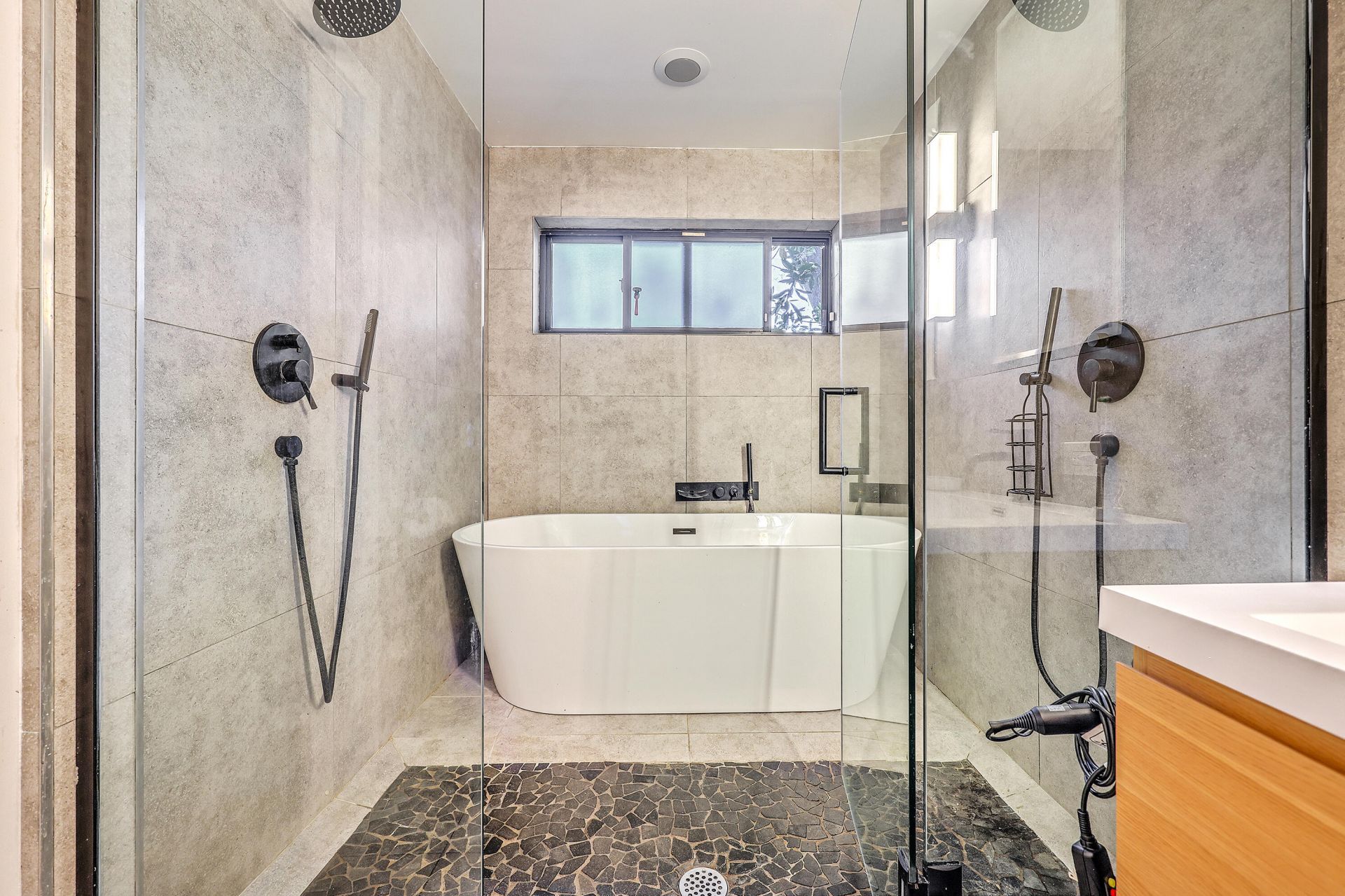 1203 Valley Drive Photo 25