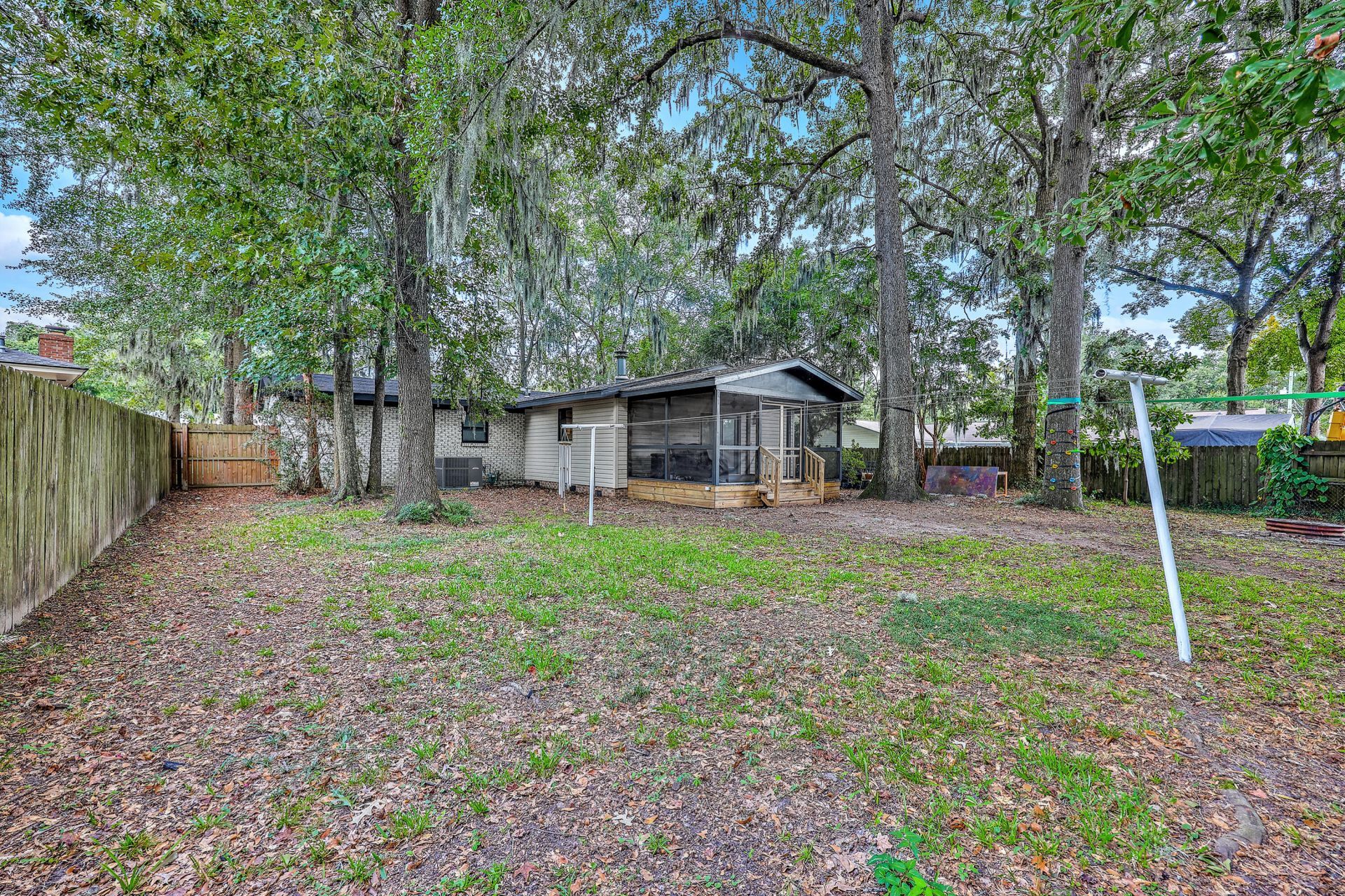 1203 Valley Drive Photo 33