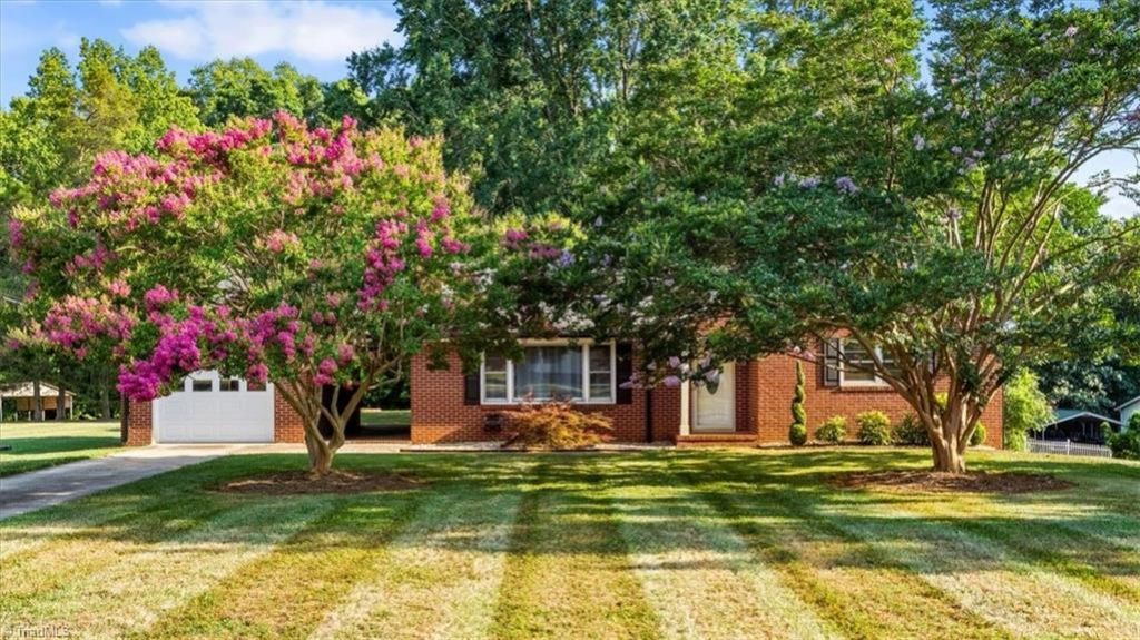 4678 Saints Delight Church Road, Kernersville, NC 27284 Main Photo