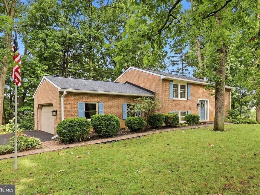18309 Woodside Drive, Hagerstown, MD 21740 Main Photo