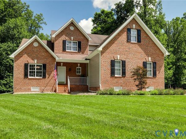 6021 Jenkins Bluff Lane , Sandston, VA 23150