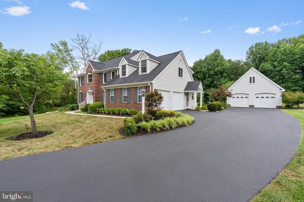 1110 SOMERSET LANE, OWINGS, MD 20736