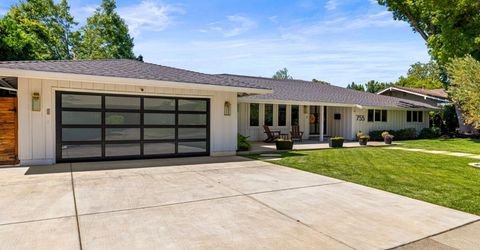 755 Regency Cir, Sacramento, CA 95864 Photo