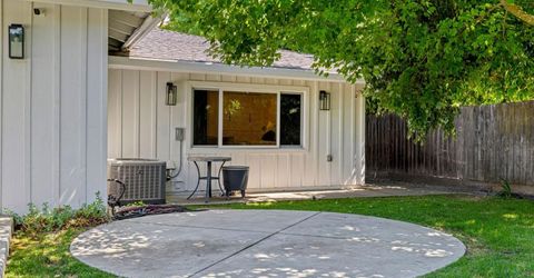 755 Regency Cir, Sacramento, CA 95864 Photo