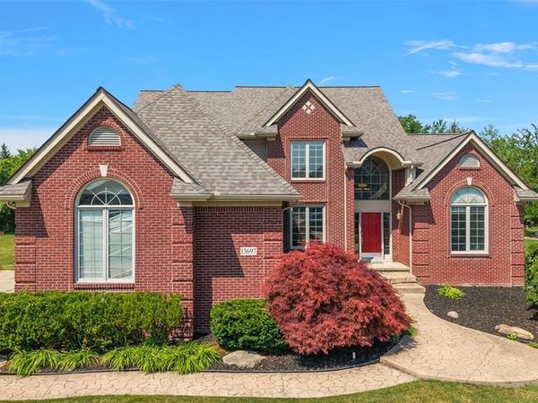 13697 Burning Tree Lane, Plymouth Twp, MI 48170