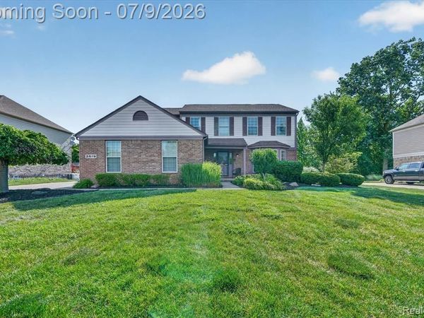 2619 N Woods Boulevard, CANTON, MI 48188