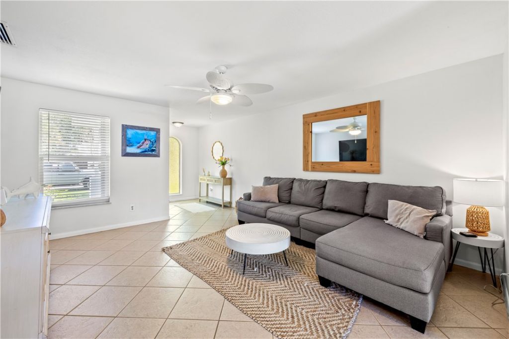 1935 Robalo Drive, Vero Beach, FL 32960 Photo