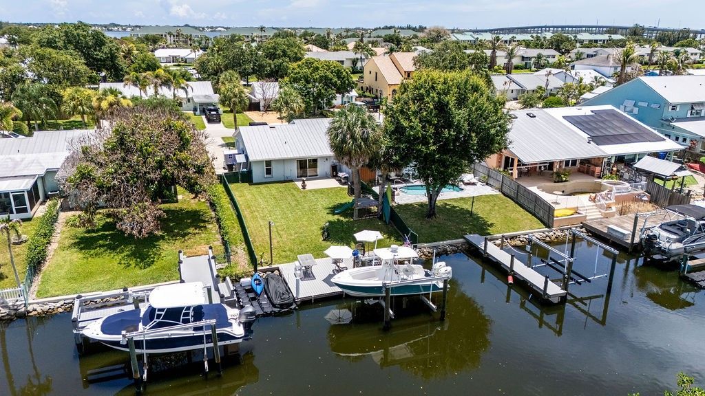 1935 Robalo Drive, Vero Beach, FL 32960 Photo