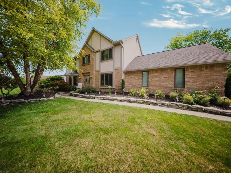 1619 Tuscarora Drive, Grove City, OH 43123 Photo 1