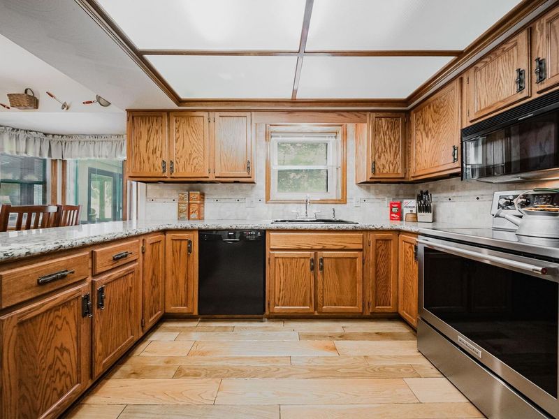 1619 Tuscarora Drive, Grove City, OH 43123 Photo 13