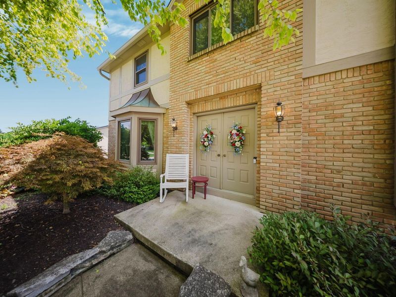 1619 Tuscarora Drive, Grove City, OH 43123 Photo 3