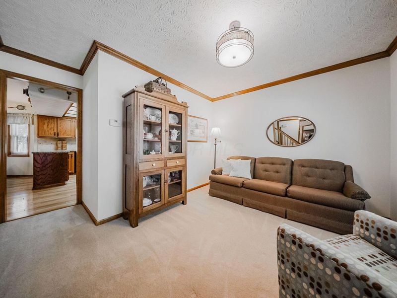 1619 Tuscarora Drive, Grove City, OH 43123 Photo 5