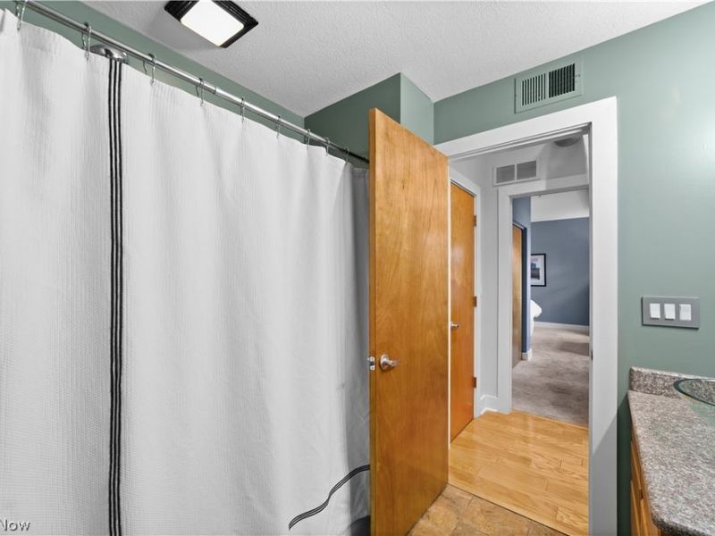 3200 Franklin Boulevard, Unit 204, Cleveland, OH 44113 Photo 18