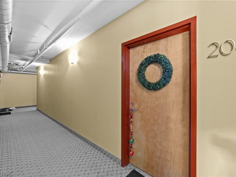 3200 Franklin Boulevard, Unit 204, Cleveland, OH 44113 Photo 2