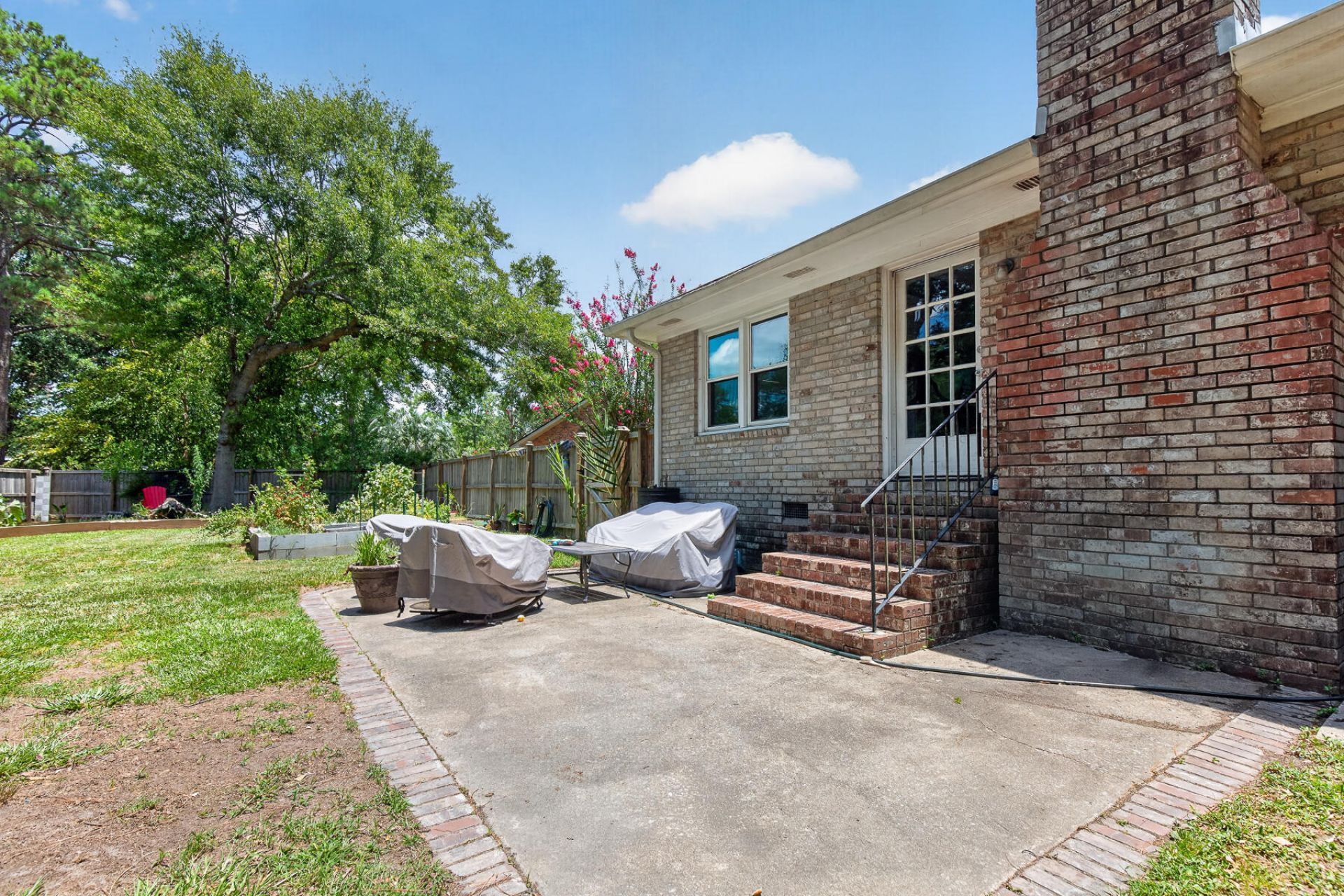 1736 Sulgrave Road Photo 37