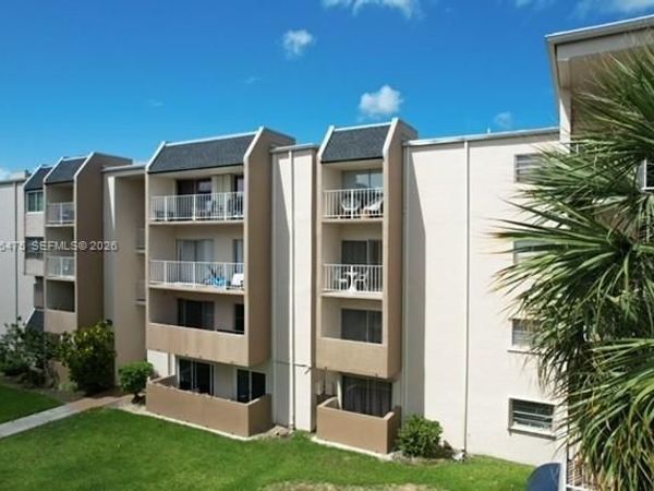 7715 SW 86th St , Unit A2-205, Miami, FL 33143