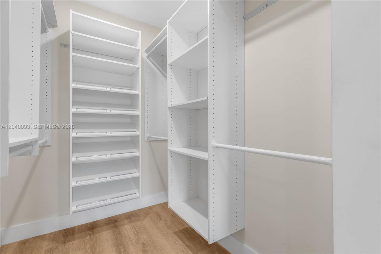 9520 SW 8th St , Unit 203, Miami, FL 33174 Photo