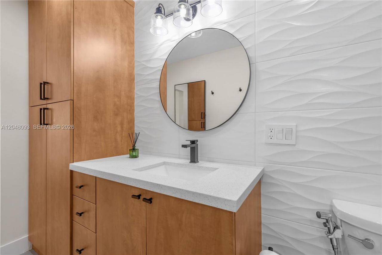 9520 SW 8th St , Unit 203, Miami, FL 33174 Photo