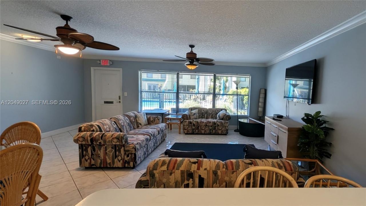 6047 Bayview Dr , Fort Lauderdale, FL 33308 Photo