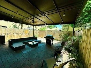16320 SW 71st Ter, Miami, FL 33193 Photo
