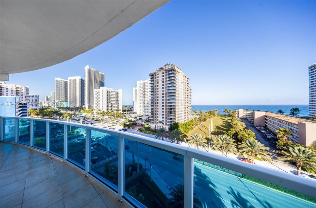 1945 S Ocean Dr, Unit 714, Hallandale Beach, FL 33009 Photo