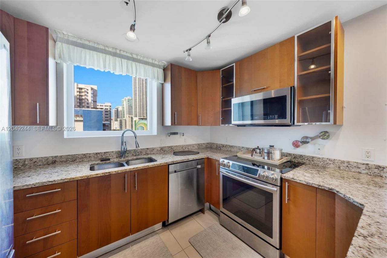 1945 S Ocean Dr, Unit 714, Hallandale Beach, FL 33009 Photo