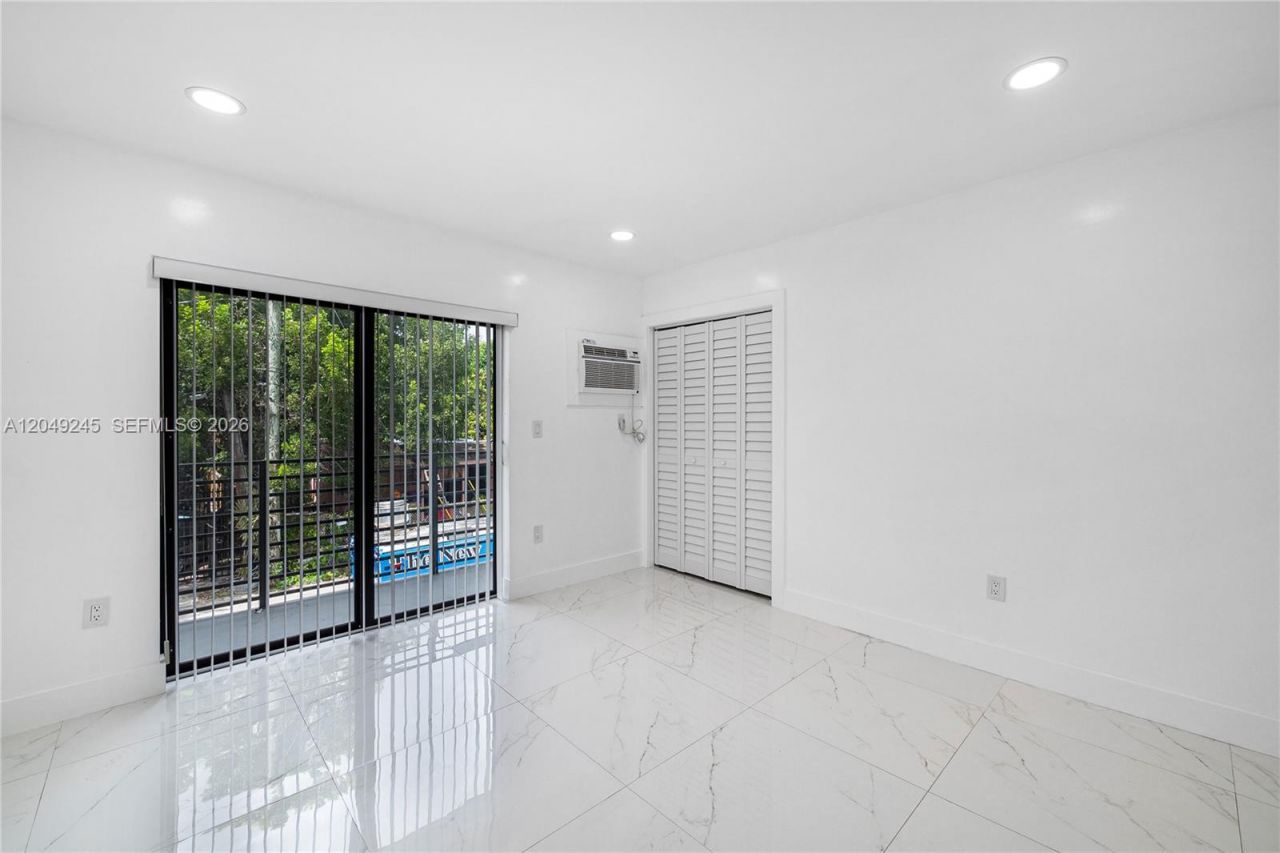 131 NE 77th St , Miami, FL 33138 Photo
